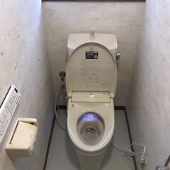 トイレ交換工事　施工後