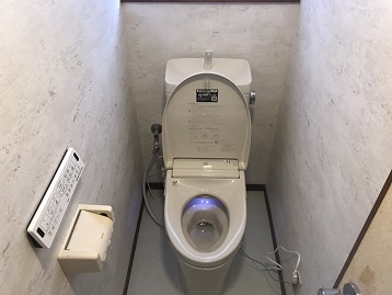 トイレ交換工事　施工後